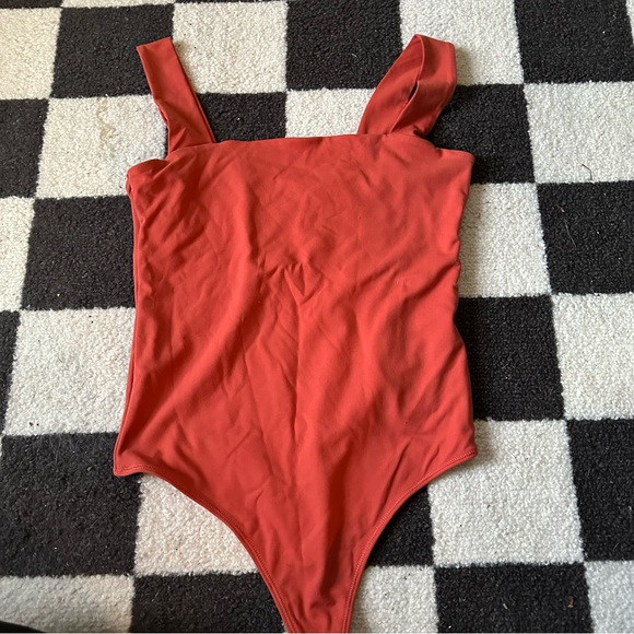 Abercrombie & Fitch Tops - Abercrombie&Fitch burnt orange body suit